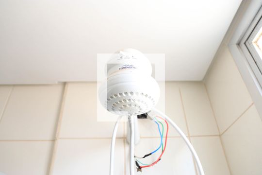 Banheiro da Suíte de apartamento para alugar com 2 quartos, 70m² em Alto da Glória, Goiânia
