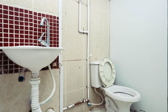 Banheiro de kitnet/studio para alugar com 1 quarto, 15m² em Cambuci, São Paulo