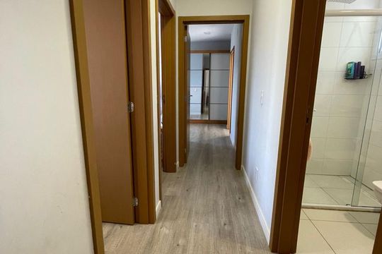 Corredor de apartamento à venda com 3 quartos, 101m² em Horto Florestal, Jundiaí