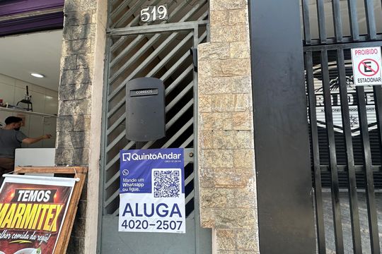 Fachada de casa para alugar com 2 quartos, 80m² em Vila Pouso Alegre, Barueri