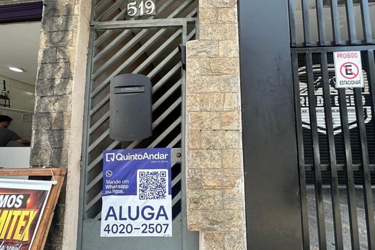 Fachada de casa para alugar com 2 quartos, 80m² em Vila Pouso Alegre, Barueri