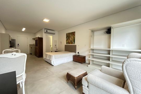 Apartamento para alugar com 1 quarto, 42m² em Saco Grande, Florianópolis