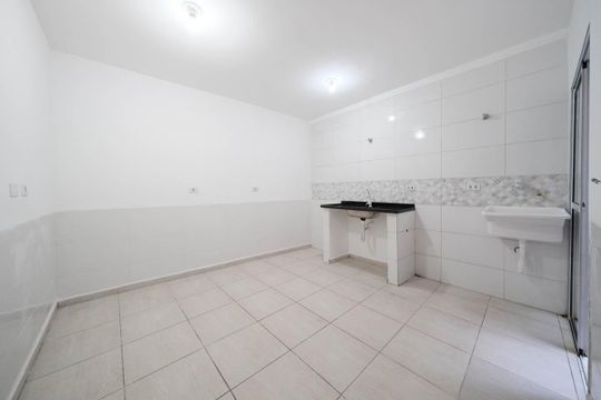 Apartamento para alugar com 1 quarto, 30m² em Vila Nhocuné, São Paulo