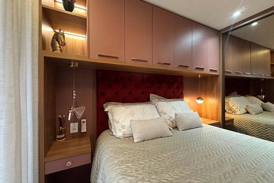 Suíte de apartamento para alugar com 2 quartos, 88m² em Jardim Tupanci, Barueri
