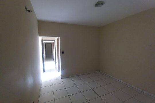 Quarto 3 de casa para alugar com 3 quartos, 90m² em Conjunto Residencial José Bonifácio, São Paulo