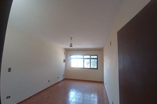 Casa para alugar com 3 quartos, 90m² em Conjunto Residencial José Bonifácio, São Paulo
