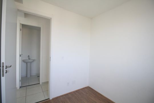 Quarto de apartamento para alugar com 2 quartos, 35m² em Morumbi, São Paulo