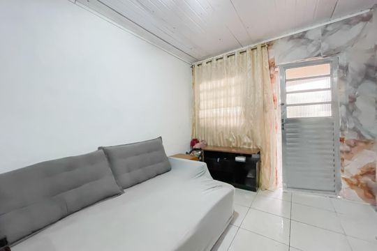 Sala de casa à venda com 2 quartos, 150m² em Umuarama, Osasco
