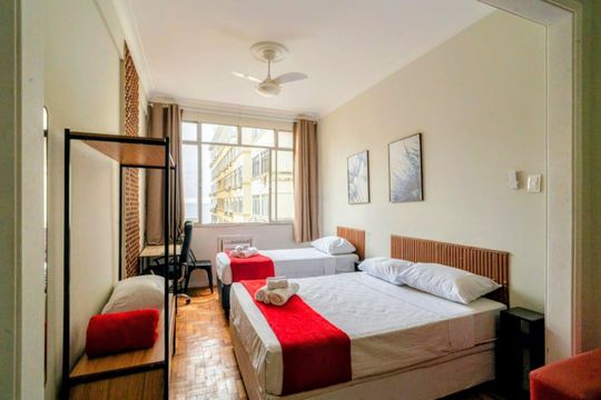 Sala/Quarto de apartamento para alugar com 2 quartos, 38m² em Copacabana, Rio de Janeiro