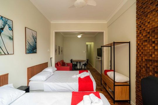 Sala/Quarto de apartamento para alugar com 2 quartos, 38m² em Copacabana, Rio de Janeiro