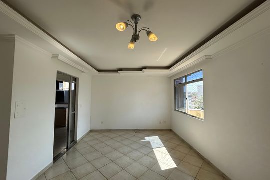 Apartamento para alugar com 5 quartos, 182m² em Castelo, Belo Horizonte