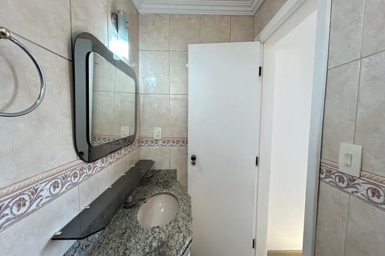 Apartamento para alugar com 5 quartos, 182m² em Castelo, Belo Horizonte