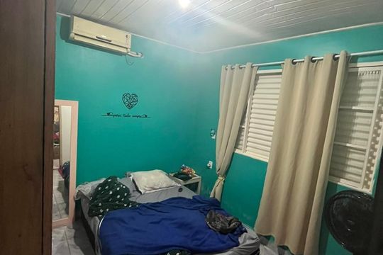 Quarto de casa para alugar com 2 quartos, 80m² em Mathias Velho, Canoas