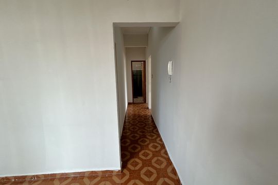 Corredor de apartamento para alugar com 2 quartos, 63m² em Pilares, Rio de Janeiro