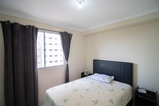 Quarto 1 de apartamento para alugar com 2 quartos, 43m² em Vila Pedra Branca, São Paulo