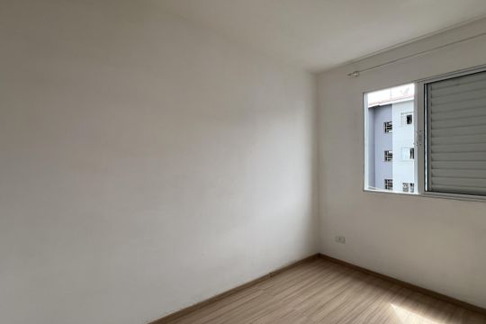 Quarto 2 de apartamento para alugar com 2 quartos, 50m² em Jardim Maria Dirce, Guarulhos