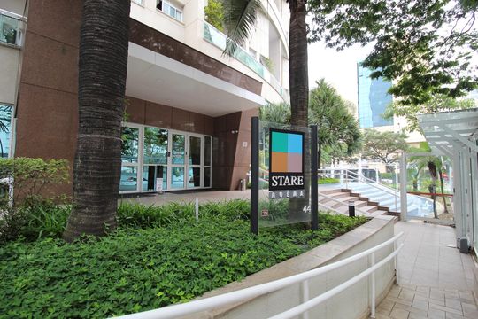 Fachada de apartamento à venda com 2 quartos, 71m² em Moema, São Paulo