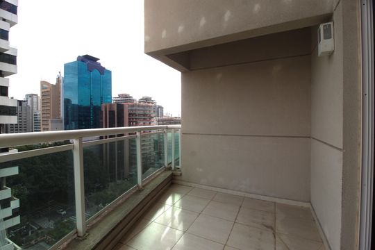 Varanda de apartamento à venda com 2 quartos, 71m² em Moema, São Paulo