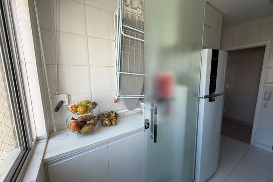 Cozinha e Área de Serviço de apartamento à venda com 3 quartos, 75m² em Paquetá, Belo Horizonte