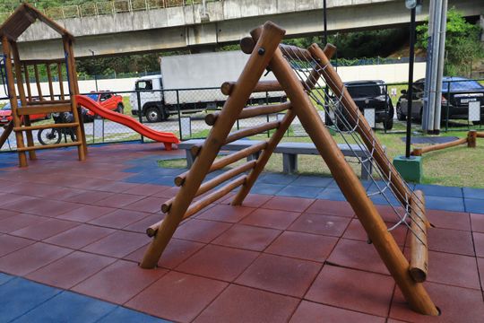 Apartamento para alugar com 2 quartos, 38m² em Retiro, Salvador