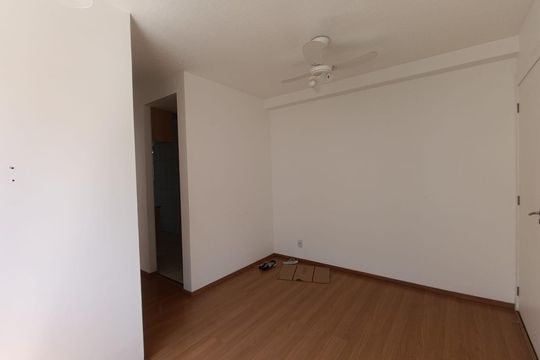 Sala de apartamento para alugar com 2 quartos, 56m² em Vila Catia, Nova Iguaçu