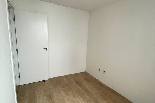 Quarto 2 de apartamento para alugar com 2 quartos, 41m² em Sarandi, Porto Alegre