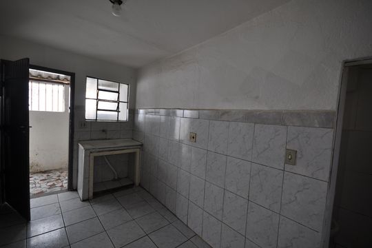 Cozinha de casa para alugar com 1 quarto, 35m² em Vila Medeiros, São Paulo