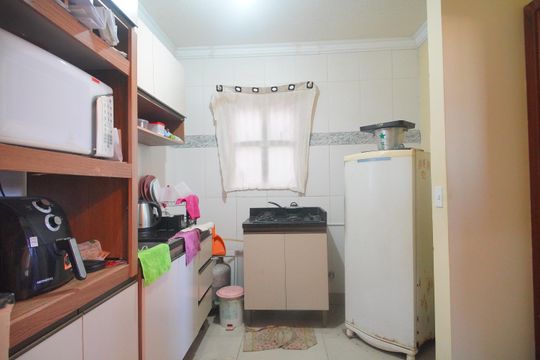 Cozinha de apartamento à venda com 2 quartos, 43m² em Campina, São Leopoldo