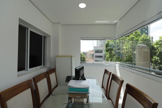 Sacada de apartamento à venda com 2 quartos, 69m² em Chácara Seis de Outubro, São Paulo