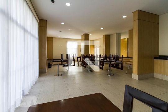 Condomínio  de apartamento para alugar com 2 quartos, 64m² em Tatuapé, São Paulo