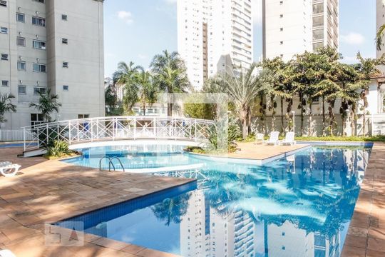 Condomínio  de apartamento para alugar com 2 quartos, 64m² em Tatuapé, São Paulo