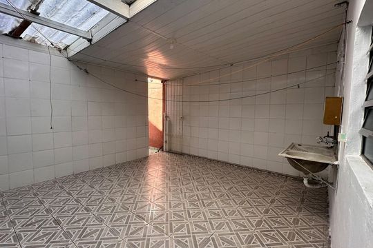 Área de Serviço de casa para alugar com 1 quarto, 90m² em Jardim Souza, São Paulo