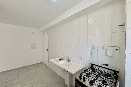 Cozinha de apartamento para alugar com 2 quartos, 49m² em Jardim Lourdes, Ferraz de Vasconcelos