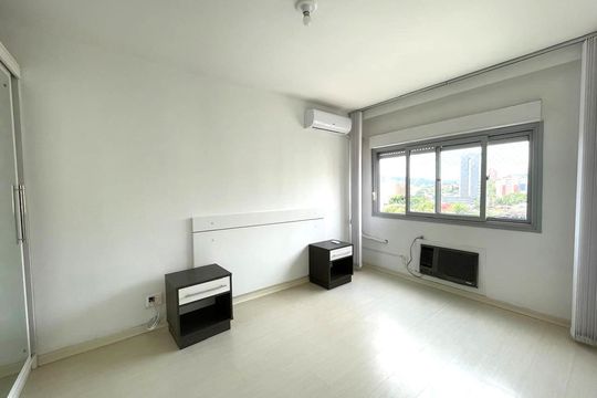 Apartamento à venda com 2 quartos, 70m² em Centro, Novo Hamburgo