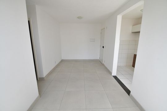 Sala de apartamento para alugar com 2 quartos, 46m² em Vila Miguel Vicente Cury, Campinas