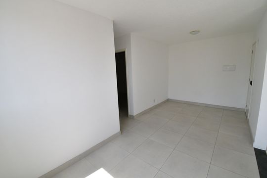 Sala de apartamento para alugar com 2 quartos, 46m² em Vila Miguel Vicente Cury, Campinas