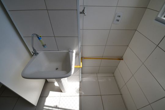 Área de Serviço de apartamento para alugar com 2 quartos, 46m² em Vila Miguel Vicente Cury, Campinas