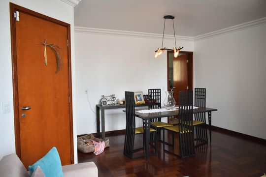 Sala de apartamento à venda com 2 quartos, 110m² em Mirandópolis, São Paulo