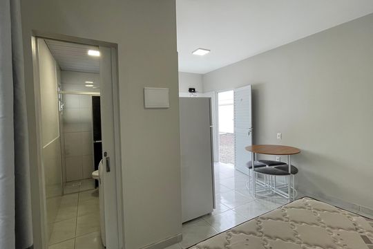 Quarto integrado  de kitnet/studio para alugar com 1 quarto, 40m² em Jardim Eldorado, Palhoça