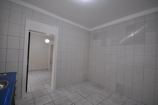 Cozinha de casa para alugar com 1 quarto, 35m² em Jardim Modelo, São Paulo