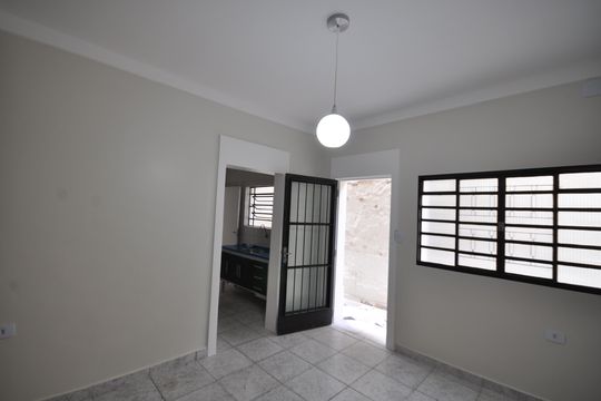 Sala de casa para alugar com 1 quarto, 35m² em Jardim Modelo, São Paulo