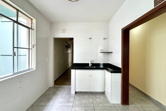 Apartamento para alugar com 3 quartos, 100m² em Sagrada Família, Belo Horizonte