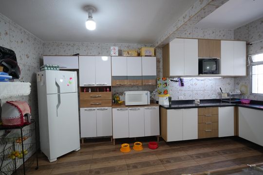 Cozinha de casa à venda com 4 quartos, 300m² em Vila Linda, Santo André