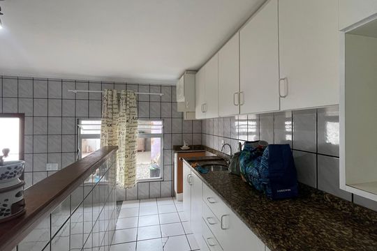 Cozinha de casa para alugar com 3 quartos, 298m² em Jardim Eldorado, Palhoça