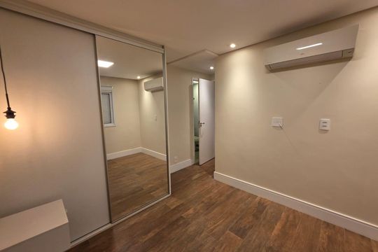Suíte de apartamento à venda com 2 quartos, 71m² em Barra Funda, São Paulo