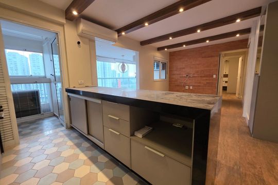 Cozinha de apartamento à venda com 2 quartos, 71m² em Barra Funda, São Paulo