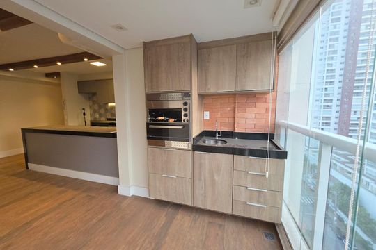Varanda de apartamento à venda com 2 quartos, 71m² em Barra Funda, São Paulo