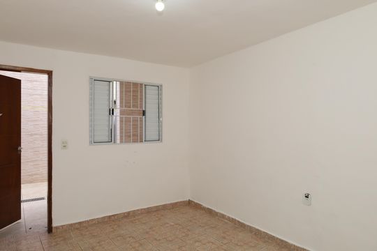 Quarto de casa para alugar com 1 quarto, 65m² em Conjunto Residencial José Bonifácio, São Paulo