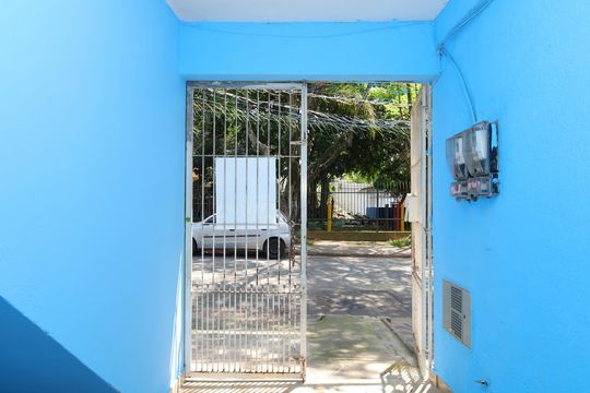 Garagem de casa para alugar com 1 quarto, 65m² em Conjunto Residencial José Bonifácio, São Paulo