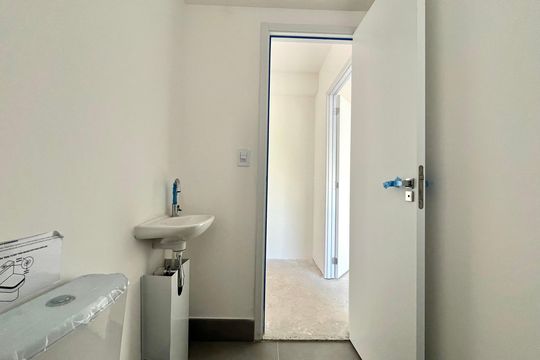 Banheiro de apartamento à venda com 1 quarto, 34m² em Vila da Saúde, São Paulo